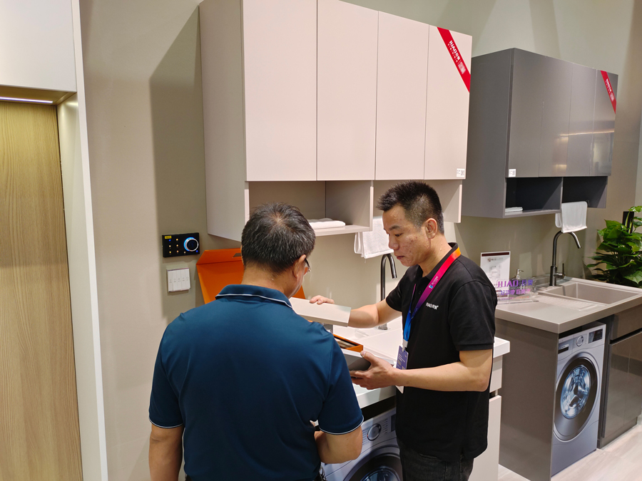 巨奧頂墻柜定制 巨奧頂墻柜定制